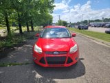Used 2014 Ford Focus SE w/ Equipment Group 201A image 2