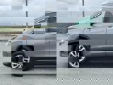 Used 2019 Nissan Rogue SV image 2
