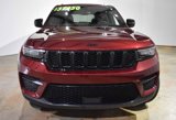 Used 2024 Jeep Grand Cherokee Altitude image 4