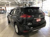 Used 2017 Nissan Rogue SL image 3