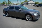 Used 2017 Chrysler 300 Touring w/ Value Package image 5