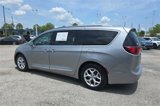 Used 2020 Chrysler Pacifica Limited image 6