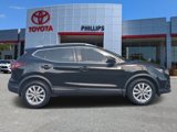 Used 2020 Nissan Rogue Sport SV image 2