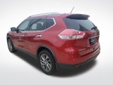 Used 2016 Nissan Rogue SL image 3