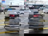 Used 2024 Ford Edge SEL w/ Class II Trailer Tow Package image 4