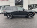 New 2025 Jeep Grand Cherokee Altitude image 2