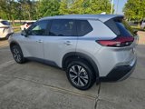 Used 2023 Nissan Rogue SV image 3