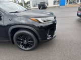 Used 2019 Toyota Highlander SE image 4
