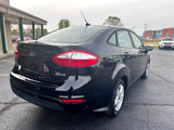 Used 2017 Ford Fiesta SE image 3