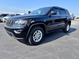 Used 2018 Jeep Grand Cherokee Laredo image 3