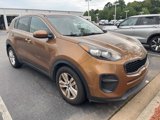 Used 2019 Kia Sportage LX image 2
