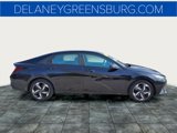 Used 2023 Hyundai Elantra SEL w/ Convenience Package image 2