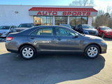 Used 2011 Toyota Camry LE image 4
