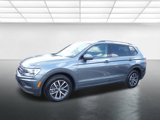 Used 2021 Volkswagen Tiguan S image 2