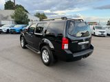 Used 2008 Nissan Pathfinder SE w/ Leather Pkg image 5