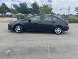 Used 2021 Toyota Corolla LE image 2