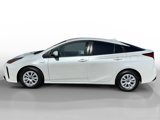 Used 2021 Toyota Prius L Eco image 2