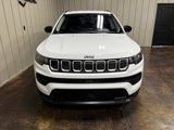 Used 2022 Jeep Compass Latitude image 2