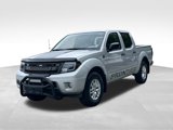 Used 2020 Nissan Frontier SV image 2