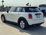 Used 2020 MINI Cooper 4-Door Hardtop image 4