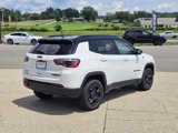 Used 2023 Jeep Compass Trailhawk image 5