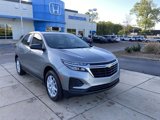 Used 2023 Chevrolet Equinox LS image 2