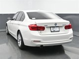 Used 2017 BMW 320i xDrive Sedan image 4