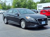 Used 2016 Hyundai Sonata SE image 2