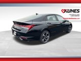 Used 2023 Hyundai Elantra Limited w/ Cargo Package image 4