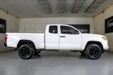Used 2018 Toyota Tacoma SR image 5