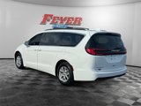 Used 2022 Chrysler Pacifica Touring-L image 3