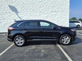 Used 2020 Ford Edge SEL w/ Convenience Package image 2