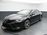 Used 2020 Toyota Camry SE image 4