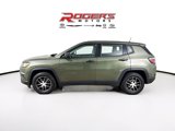 Used 2018 Jeep Compass Sport image 4