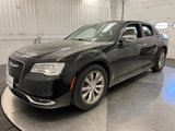 Used 2018 Chrysler 300 Limited image 2