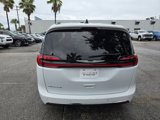 Used 2023 Chrysler Pacifica Touring-L image 5