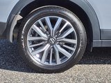Used 2023 Nissan Kicks SV image 3