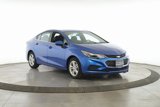 Used 2018 Chevrolet Cruze LT w/ Convenience Package image 2