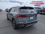 Used 2022 Volkswagen Taos SE image 5