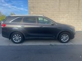 Used 2016 Kia Sorento LX image 3