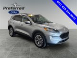Used 2022 Ford Escape Titanium image 3