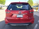 Used 2017 Nissan Rogue SV image 5
