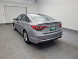 Used 2015 Hyundai Sonata SE w/ Cargo Package image 5