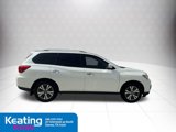 Used 2018 Nissan Pathfinder SL image 2