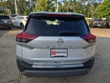Used 2023 Nissan Rogue SV image 4