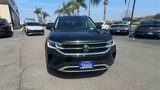 Used 2022 Volkswagen Taos SEL image 3