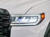Used 2021 GMC Acadia SLE w/ Driver Convenience Package image 5