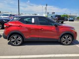 Used 2020 Nissan Kicks SV image 2