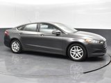 Used 2016 Ford Fusion SE image 3