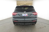 Used 2019 Buick Enclave Essence image 4